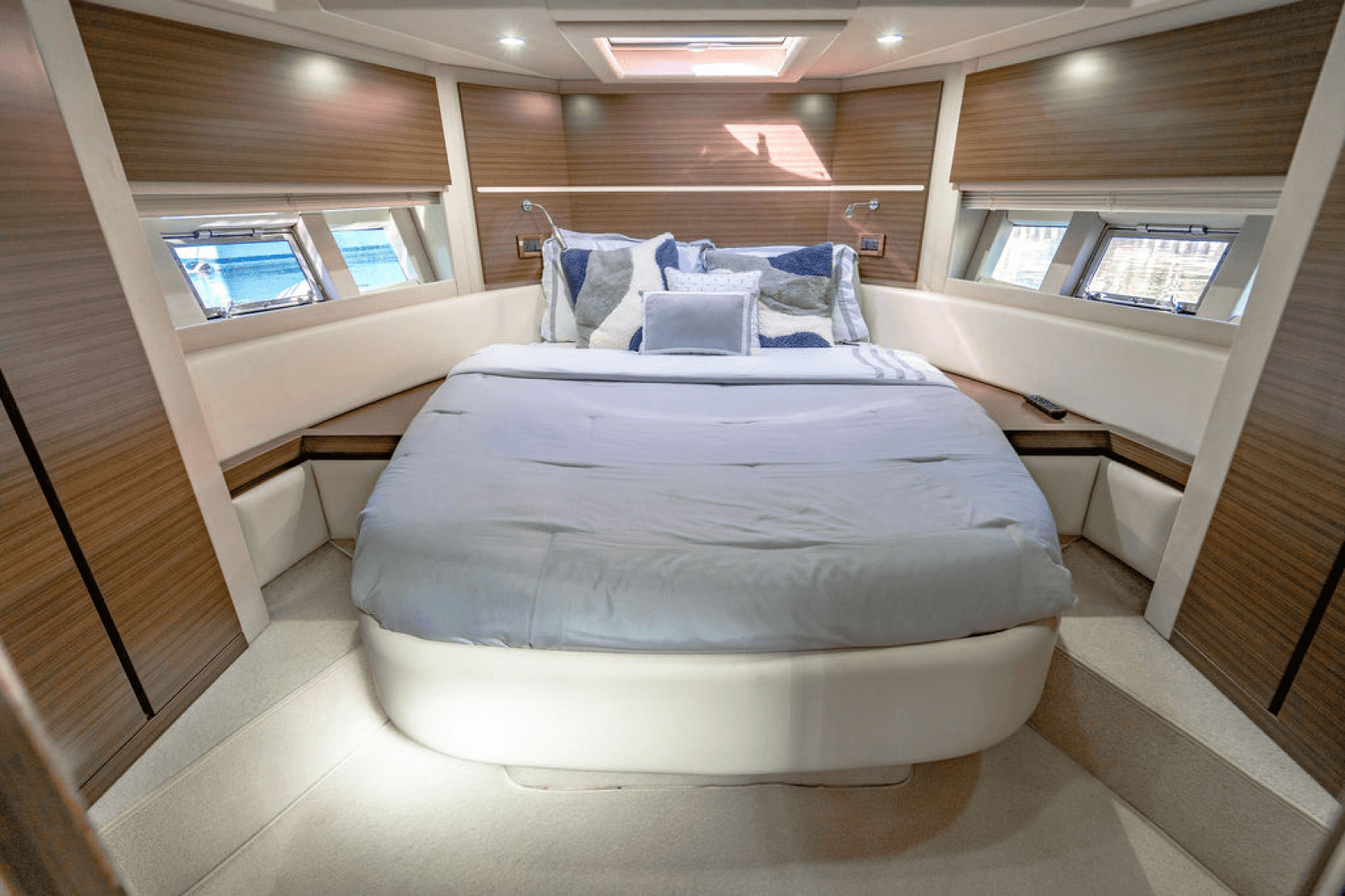 2015 Azimut 54 Flybridge