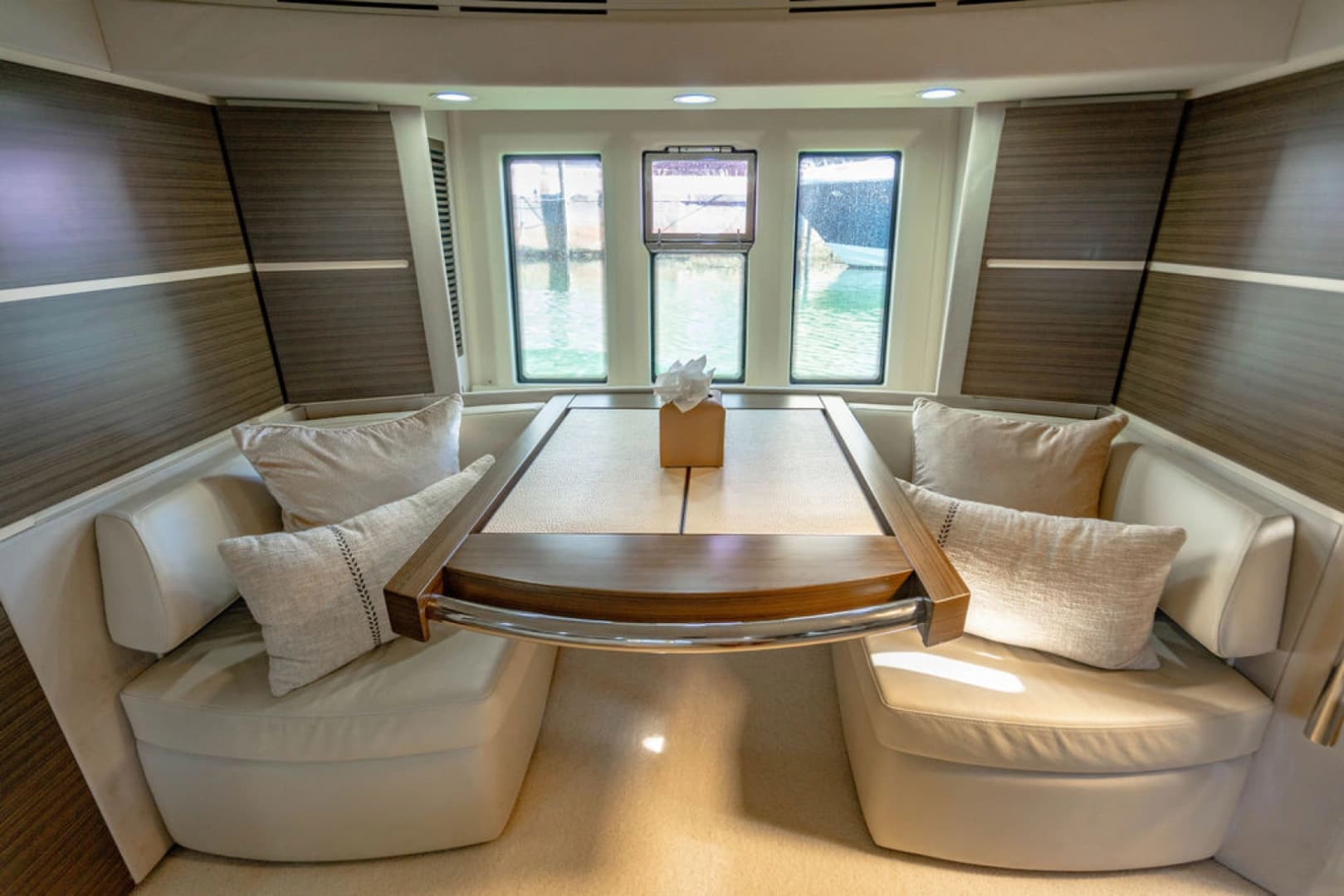 2015 Azimut 54 Flybridge
