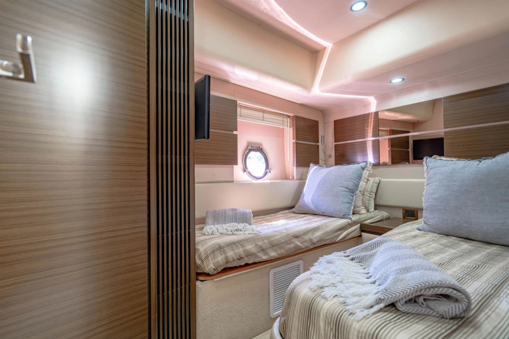 2015 Azimut 54 Flybridge