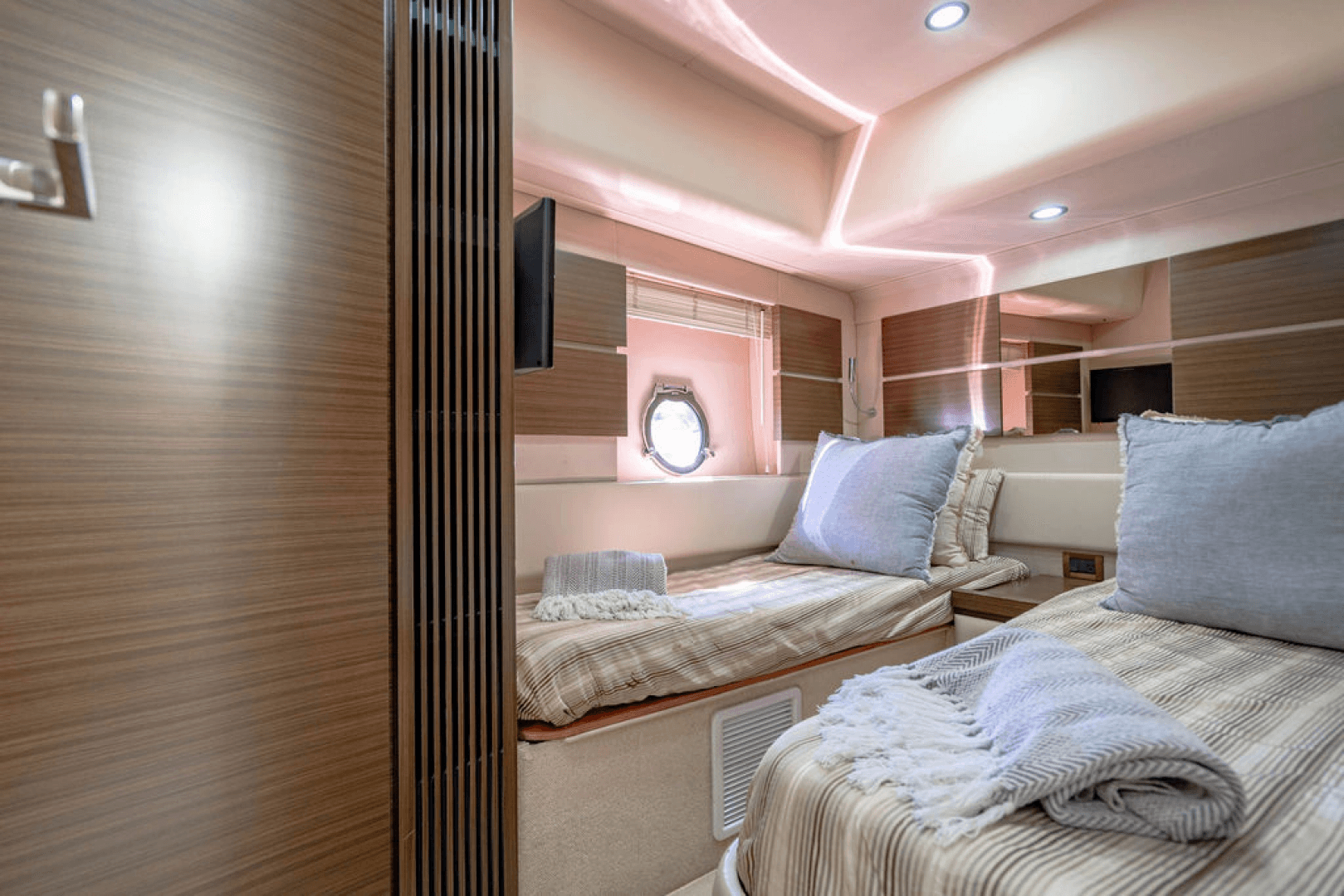 2015 Azimut 54 Flybridge