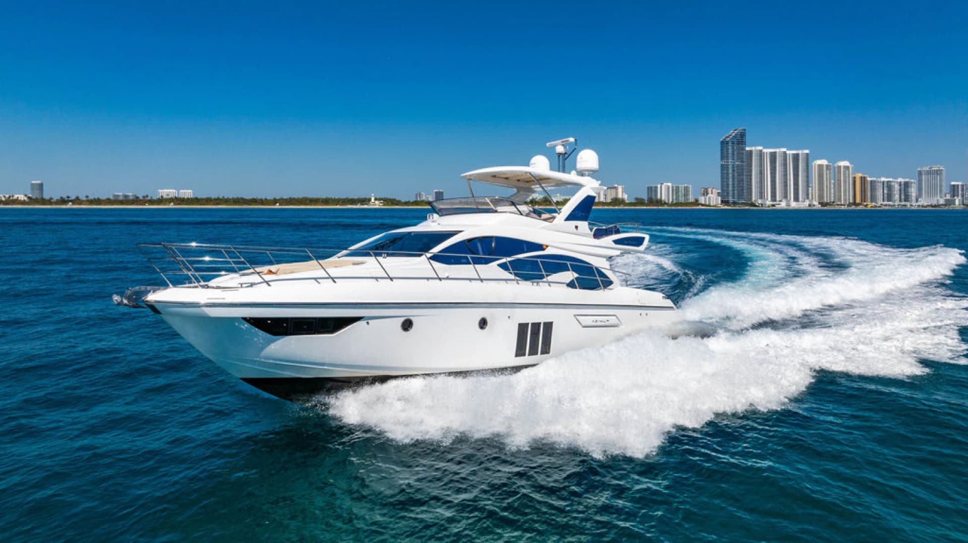 2015 Azimut 54 Flybridge