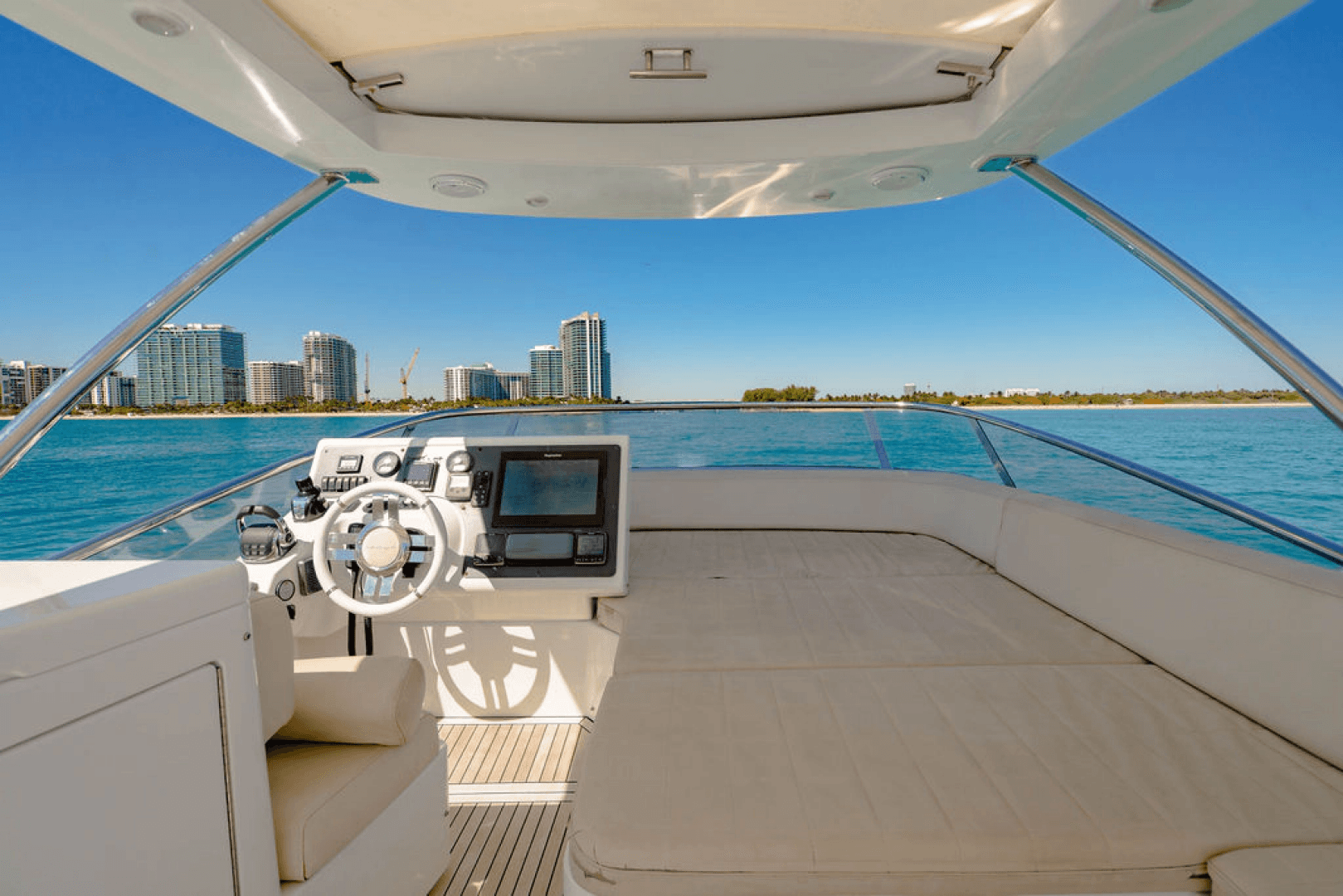 2015 Azimut 54 Flybridge